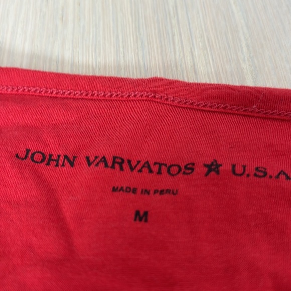 John Varvatos Red Tee Shirt - Picture 2 of 4